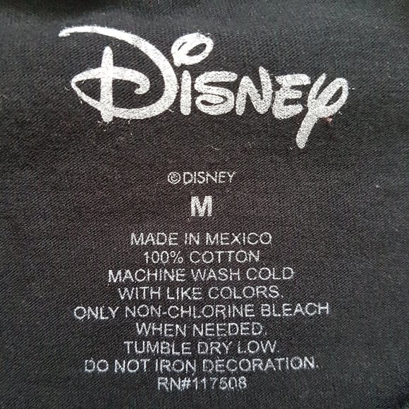 Disney Mickey Mouse Men Black T-Shirt - Sz M - NWT - Picture 5 of 5